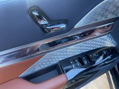 BMW i7 xDrive60L M Sport Package - ფოტო 10