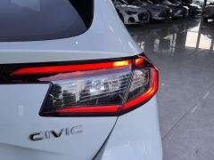 Honda Civic HATCHBACK 240TURBO CVT Extreme Edition - ფოტო 5