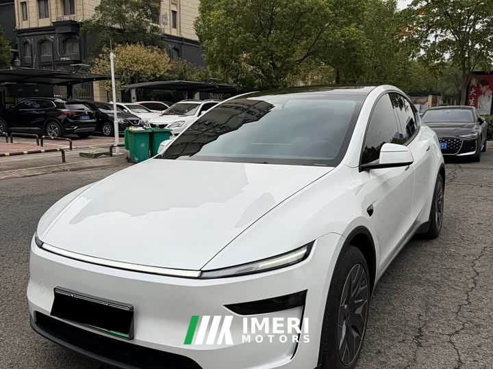 Tesla Model Y L Long Range All-Wheel Drive - ავტომობილი ჩინეთიდან