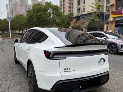 Tesla Model Y L Long Range All-Wheel Drive - ფოტო 9