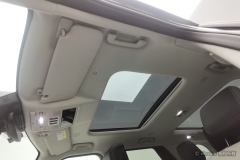 Land Rover Discovery Facelift 3.0T 360PS R-Dynamic SE - ფოტო 18