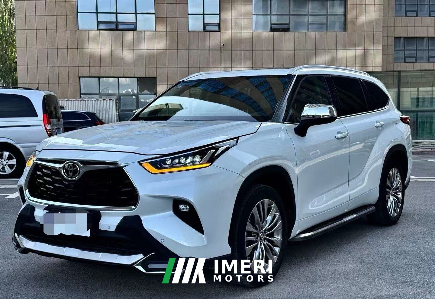 Toyota Highlander Dual-Engine 2.5L RWD Elite Edition 7-seater