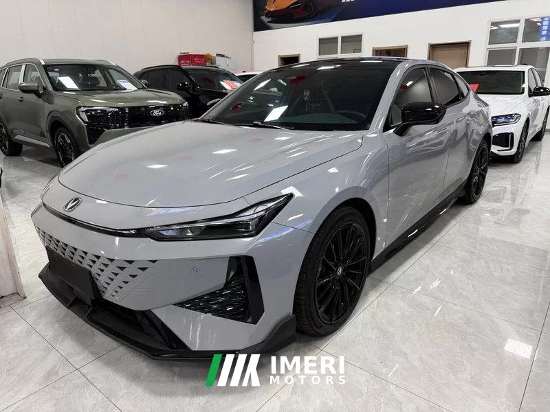 Changan UNI-V 1.5T Premium Edition - ავტომობილი ჩინეთიდან