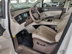 Denza D9 EV 600 AWD Prestige - ფოტო 14