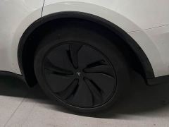 Tesla Model Y Rear-Wheel Drive - ფოტო 10
