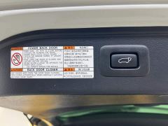 Toyota Alphard (imported) 2.5L PHEV AWD Executive Edition - photo 17