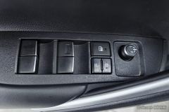 Toyota Frontlander 2.0L Luxury Edition - photo 12