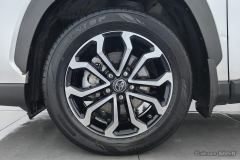 Toyota Frontlander 2.0L Luxury Edition - photo 6