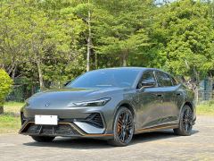 Changan UNI-V 1.5T PHEV Version - ფოტო 1