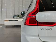 Volvo XC60 B5 AWD Dynamic Edition - photo 9