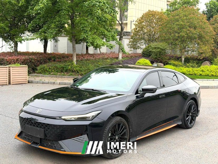 Changan UNI-V 1.5T Premium Sport