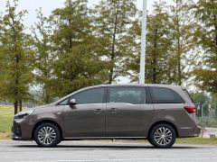 Buick GL8 Land Business Class Smart Edition - фото 4