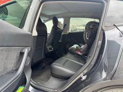 Tesla Model Y Rear-Wheel Drive - ფოტო 6
