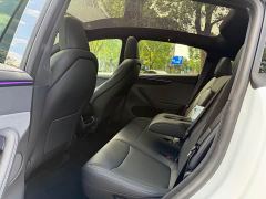 Tesla Model Y Rear-Wheel Drive - ფოტო 6