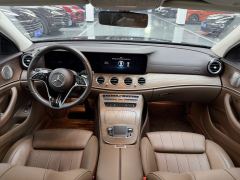 Mercedes-Benz E Class E-Class E 300 L Luxury - фото 16