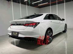 Hyundai Elantra 1.5L CVT Leading Edition - фото 7