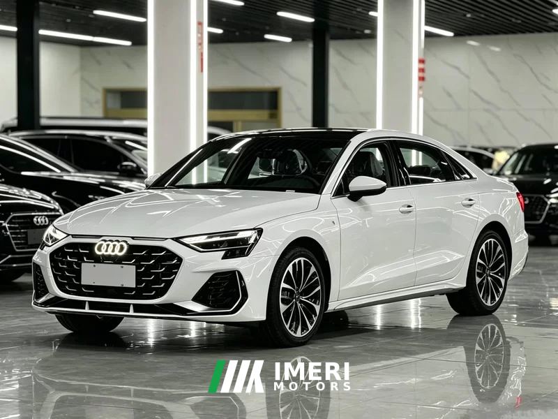 Audi A3 Sportback 35 TFSI Version - автомобиль из Китая