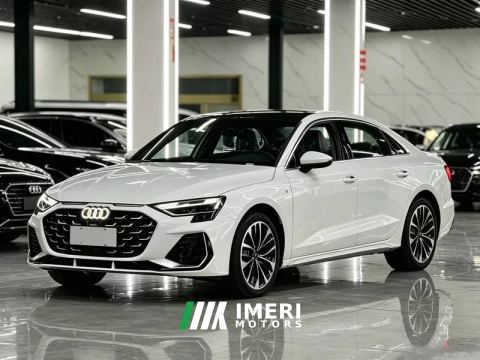 2023 Audi A3 Sportback 35 TFSI Version - автомобиль из Китая