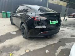 Tesla Model Y Rear-Wheel Drive - ფოტო 5