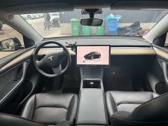 Tesla Model Y Rear-Wheel Drive - ფოტო 6