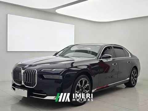 2024 BMW 7 Series 735Li Luxury Package