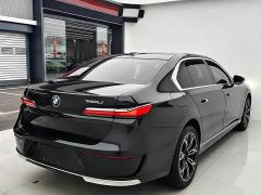 BMW 7 Series 735Li Luxury Package - ფოტო 18