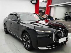 BMW 7 Series 735Li Luxury Package - ფოტო 3