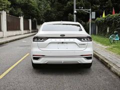 Ford Mondeo 2.0T EcoBoost Luxury Edition - фото 18