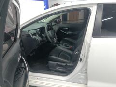 Toyota Corolla Dual-Engine 1.8L E-CVT Pioneer Edition - ფოტო 14