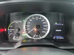 Toyota Corolla Dual-Engine 1.8L E-CVT Pioneer Edition - ფოტო 20