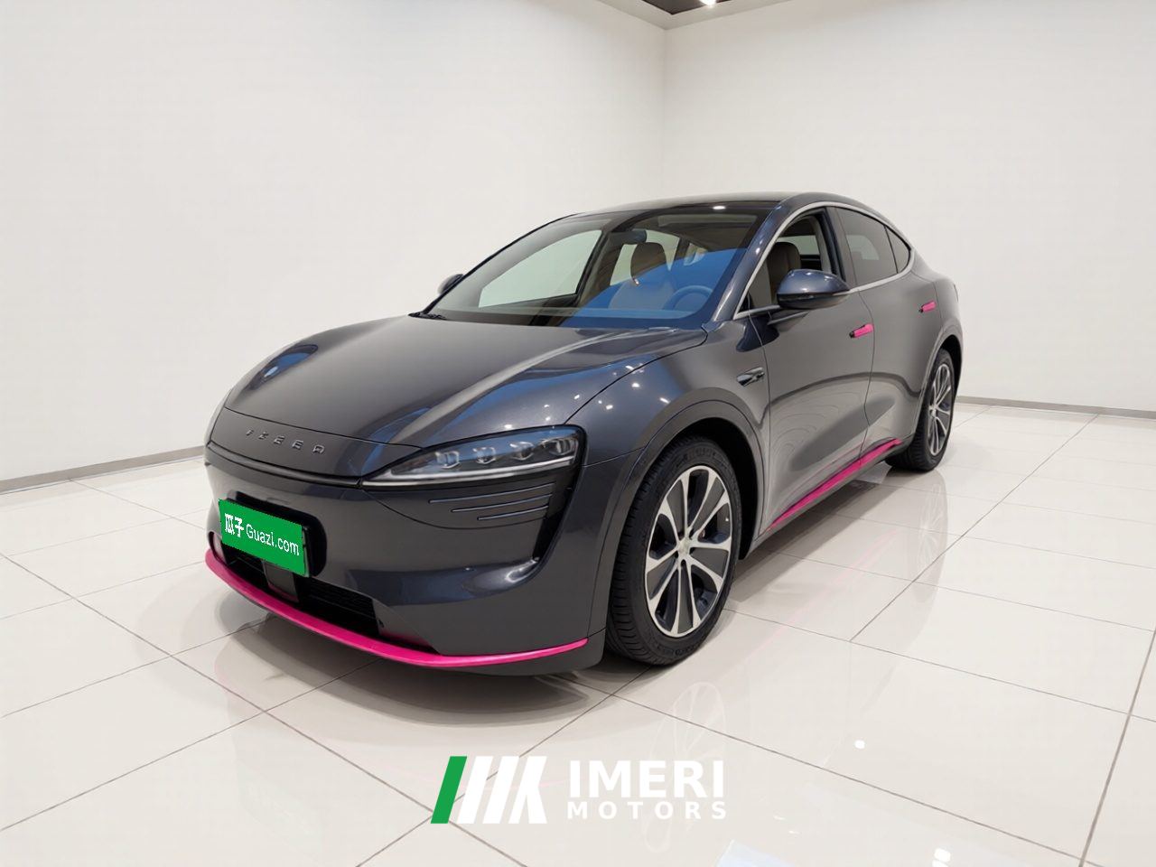 IM Motors Zhiji R7 Hongmeng Zhixing Wisdom Realm R7 BEV 667km Rear-wheel drive Pro