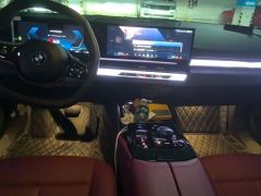 BMW i5 eDrive 35L Luxury Edition Premium Package - ფოტო 5