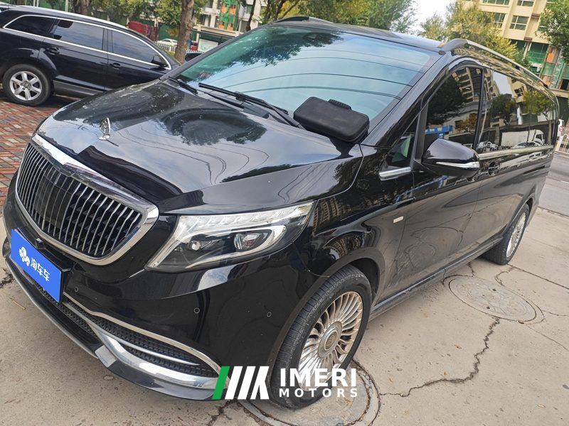 Mercedes-Benz V Class V V260LPremium Edition