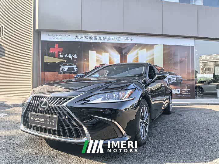 Lexus ES 300h Excellence Edition - ავტომობილი ჩინეთიდან