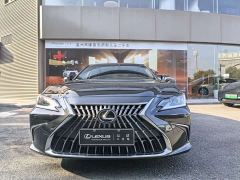 Lexus ES 300h Excellence Edition - ფოტო 2