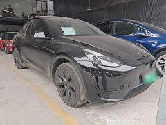 Tesla Model Y Rear-Wheel Drive - ფოტო 3