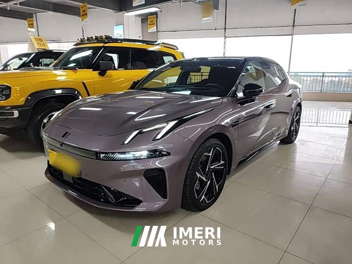 Lynk & Co 07 EM-P 126 Extended Range Ultra H7 - car from China