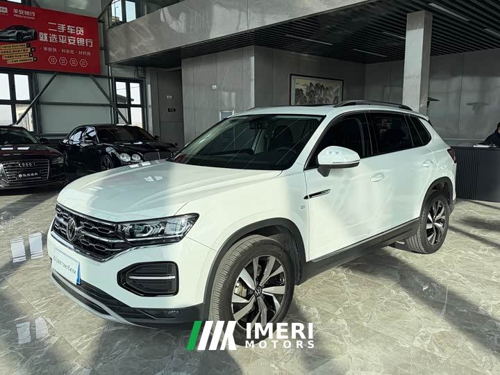 Volkswagen Taos 280TSI FWD Luxury Smart Connected Edition