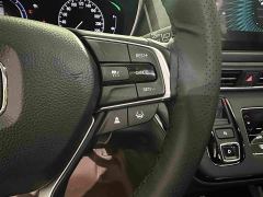 Honda Odyssey 2.0L e:HEV Luxury - фото 10