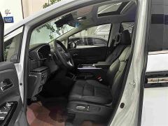 Honda Odyssey 2.0L e:HEV Luxury - фото 7