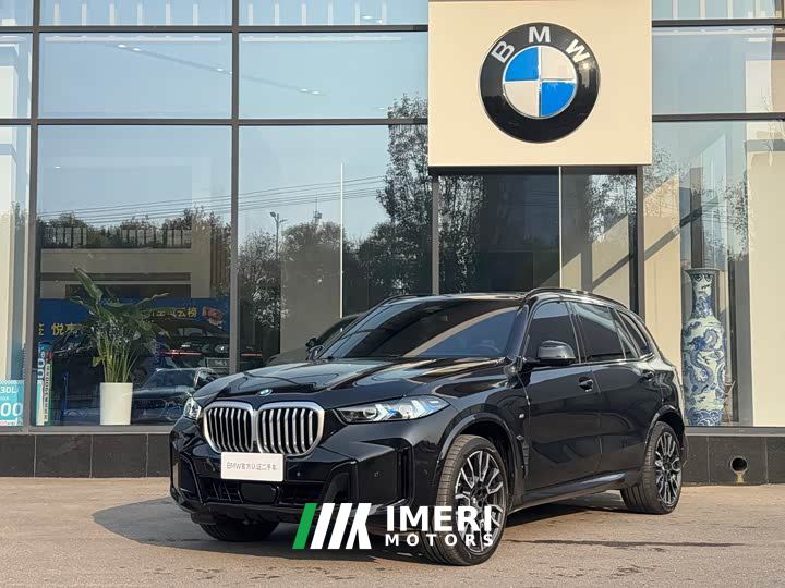 BMW X5 xDrive 40Li M Sport Midnight Edition