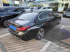BMW 5 Series 530Li Premier Luxury Package - фото 5