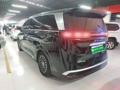 Denza D9 DM-i 1040 Premium - ფოტო 4