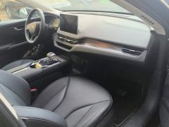 FAW Red Flag E-QM5 Facelift Base Mobility Edition - фото 8