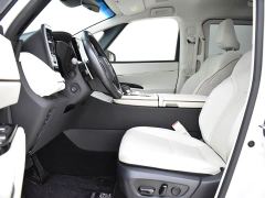 Lexus LM 500h Six-Seat Premium Edition - photo 16