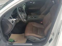 Volvo S60 B4 Smart Luxury Edition - ფოტო 14