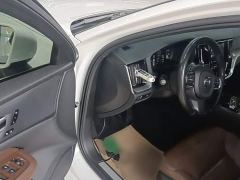 Volvo S60 B4 Smart Luxury Edition - ფოტო 15