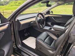 Tesla Model Y Rear-Wheel Drive - ფოტო 4