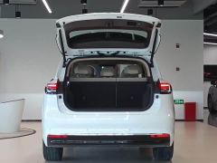 SAIC Shangjie H5 Pure Electric Max Long Range - photo 16