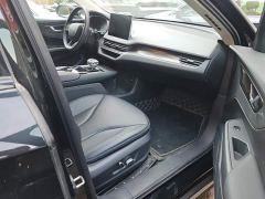 FAW Red Flag E-QM5 Facelift Base Mobility Edition - фото 8